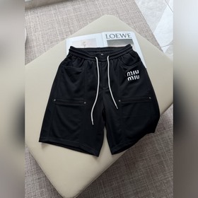 miumiu 重磅推薦！2026ss夏裝新品 專櫃在售 最新系列圖案logo短褲