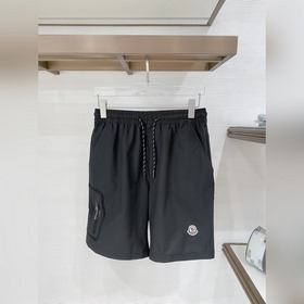Moncler 蒙口   頂級貨品 2026夏季新款休閑短褲！品牌經典L