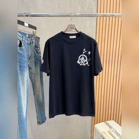 Moncler 蒙口  三标齊全 2026夏季新款最新品短袖T恤，專櫃同步有