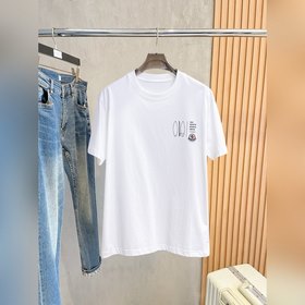 Moncler 蒙口  三标齊全 2026夏季新款最新品短袖T恤，專櫃同步有
