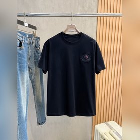 Moncler 蒙口  三标齊全 2026夏季新款最新品短袖T恤，專櫃同步有