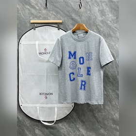 Moncler 蒙口 男士高端時裝款圓領短袖T恤，貿易公司渠道貨，純正血統品質，
