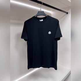 Moncler 2026ss秋季新款發布 蒙口圓領短袖T恤，高端新款短袖，字母
