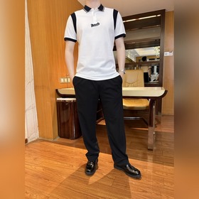 蒙口- 男士盾标刺繡Polo衫 透氣珠地面料：甄選優質珠地棉，網眼結構透氣排汗，