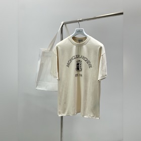 Moncler 蒙口，2026夏季最新品，專櫃同步有售，原單狠貨，時尚休閑圓領短