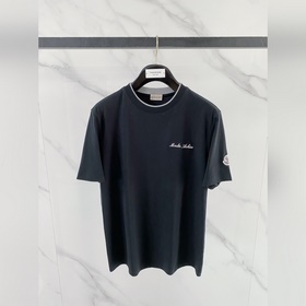 Moncler蒙口、2026新品短袖T恤，帥氣時尚，胸前頂級印膠圖案字母logo