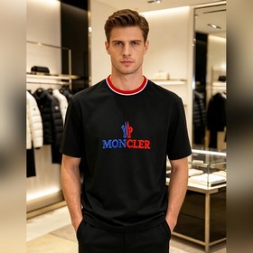 蒙口 Moncler VIP高級定制！ 2026春夏季新款短袖。這款T恤是夏季男