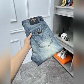 普拉達 IT 新款來襲 春夏爆款新品 專櫃有售 實體店極品牛仔褲 專櫃原版1：1