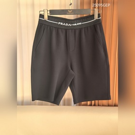 PRADA，普拉達2026新品男士短褲，采用舒适雙面棉面料！品味與價值共享 身