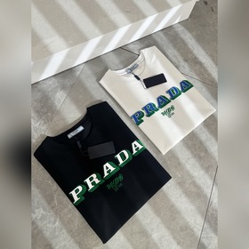 Prada 普拉達2026春夏新款男女同款 短袖T恤，最新款全網獨家首上！！~既