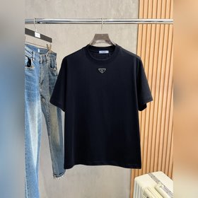 Prada 普拉達  三标齊全 2026夏季新款最新品短袖T恤，專櫃同步有售，