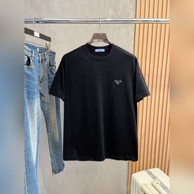 Prada 普拉達  三标齊全 2026夏季新款最新品短袖T恤，專櫃同步有售，