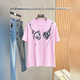 Prada 普拉達  三标齊全 2026夏季新款最新品短袖T恤，專櫃同步有售，