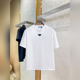 Prada 普拉達  三标齊全 2026夏季新款最新品短袖，專櫃同步有售，原單