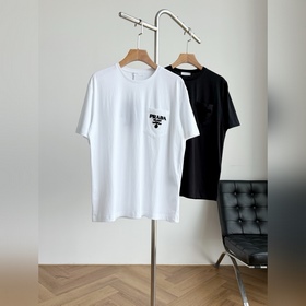 Prada 普拉達  意式極簡 植絨徽标logo純色棉質T恤 以極簡主義重塑