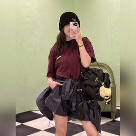 Prada 普拉達度假系列經典紅黑細條紋T 麥科勒姆同款條紋T恤 26度假系列的