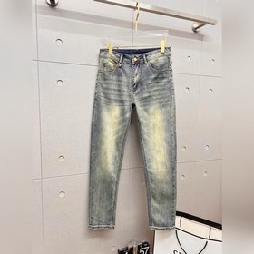 範思哲 男士丹甯牛仔褲，官宣畫冊海報穿搭款！ 客供高級進口的丹甯原色面料，特選日