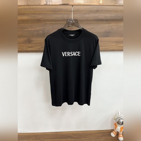 Versace 2026ss秋季新款發布 範思哲圓領短袖T恤，高端新款短袖，字