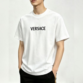 Versace 2026ss秋季新款發布 範思哲圓領短袖T恤，高端新款短袖，字
