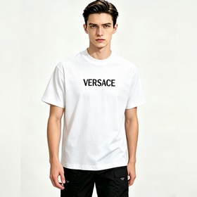 Versace 2026ss秋季新款發布 範思哲圓領短袖T恤，高端新款短袖，字