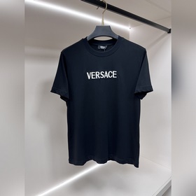 Versace 2026ss秋季新款發布 範思哲圓領短袖T恤，高端新款短袖，字