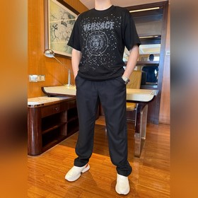 範思哲-2026專櫃爆款星空美杜莎T恤，精棉材質 燙鑽工藝亮眼吸睛，版型寬松舒适