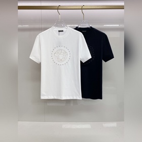 範思哲 2026春夏新款 Versace美杜莎刺繡短袖T恤，品牌标志性美杜莎頭像