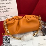 新款 bottega veneta the chain pouch （大