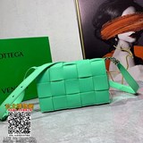 新款 Cassette 開春款