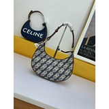  Celine塞林 單肩包 新款中古包 新款推薦。每個明星網紅人手一個的