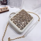 2023chanel 小香21k新款手提鏡面相機盒子包羊皮菱格鍊條小方包金色斜挎