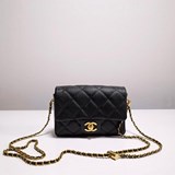 2023chanel  21k最新爆款mini  方胖子經典菱格口蓋包  飾以金