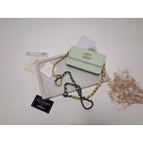 2023chanel 非常古複好看，其很實能裝能放下手機，無論矮高胖瘦都可以背，