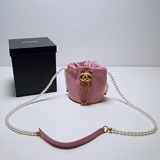 2023chanel專櫃同款 珍珠小水桶  顔值擔當  珍珠搭配的miin水桶包