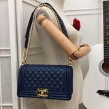 2023chanel 25cm亮金扣，款号67086小羊皮專櫃最新le boy