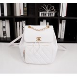 2023chanel：：#2023春雙肩尺寸：25x24.5x17cm：是一款全