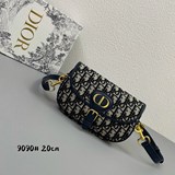 【原版品質】迪奧豆腐包 Dior BOBBY 新款複古包，複古牛皮的紋路