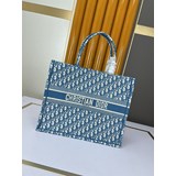 新款刺繡大号【Di0r Book Tote】