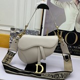 【Dior saddle 手掌紋系列 】【配專櫃盒子】大号尺寸：25.5