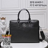 新款GUCCI家限量版最新款男士公文包， 采用進口原版牛皮 皮質柔軟 手