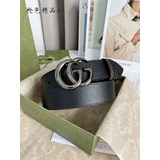 Gucci 專櫃同步雙面可用原單腰帶，進口原廠頭層牛皮，轉動扣頭五金，寬度3.8