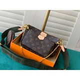 M44813綠色/M44840粉色/M44823。Multi Pochette Accessories 手袋