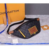 2023新品腰包   m45220discovery 腰包屬于 gaston labels 系列