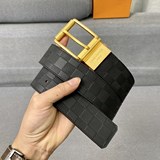  LOUIS VUITTON 腰帶 專櫃有售款。寬度40毫米 專櫃編碼M