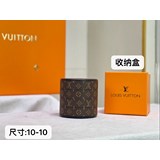 2023新款1比1：路易威登飾品首飾收納盒 本款珠寶盒臨摹路易威登經典硬箱輪廓，