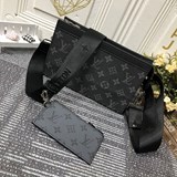 2023新款1比1：m81115最新2件套 脫胎於路易威登 pochette v
