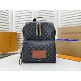 2023新款1比1：m45218雙肩包 apollo新品 采用柔軟的monogr