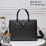 2023新款 lv家限量版最新款男士公文包， 采用進口原版牛皮 皮質柔軟 手感超