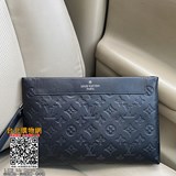 新款lv專櫃爆款秋冬專櫃必備新款手包頂級進口專用頭層牛皮。名師設計，資深