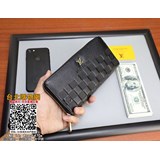 新款小号型号：666075進口皮（尾單摔紋皮壓經典方格）。lv . 路易